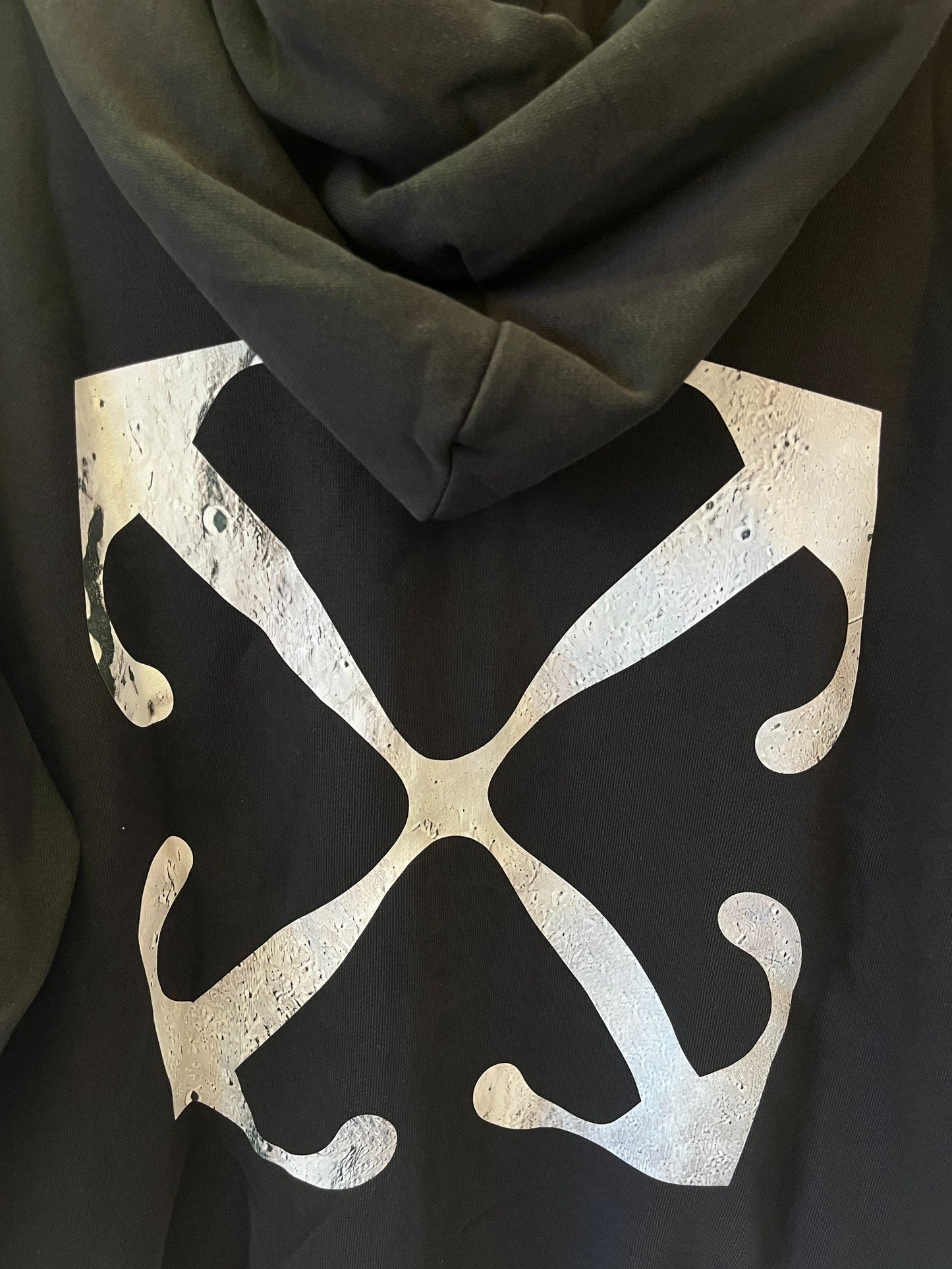 Off-White caravag arrow slim zip hoodie mens style