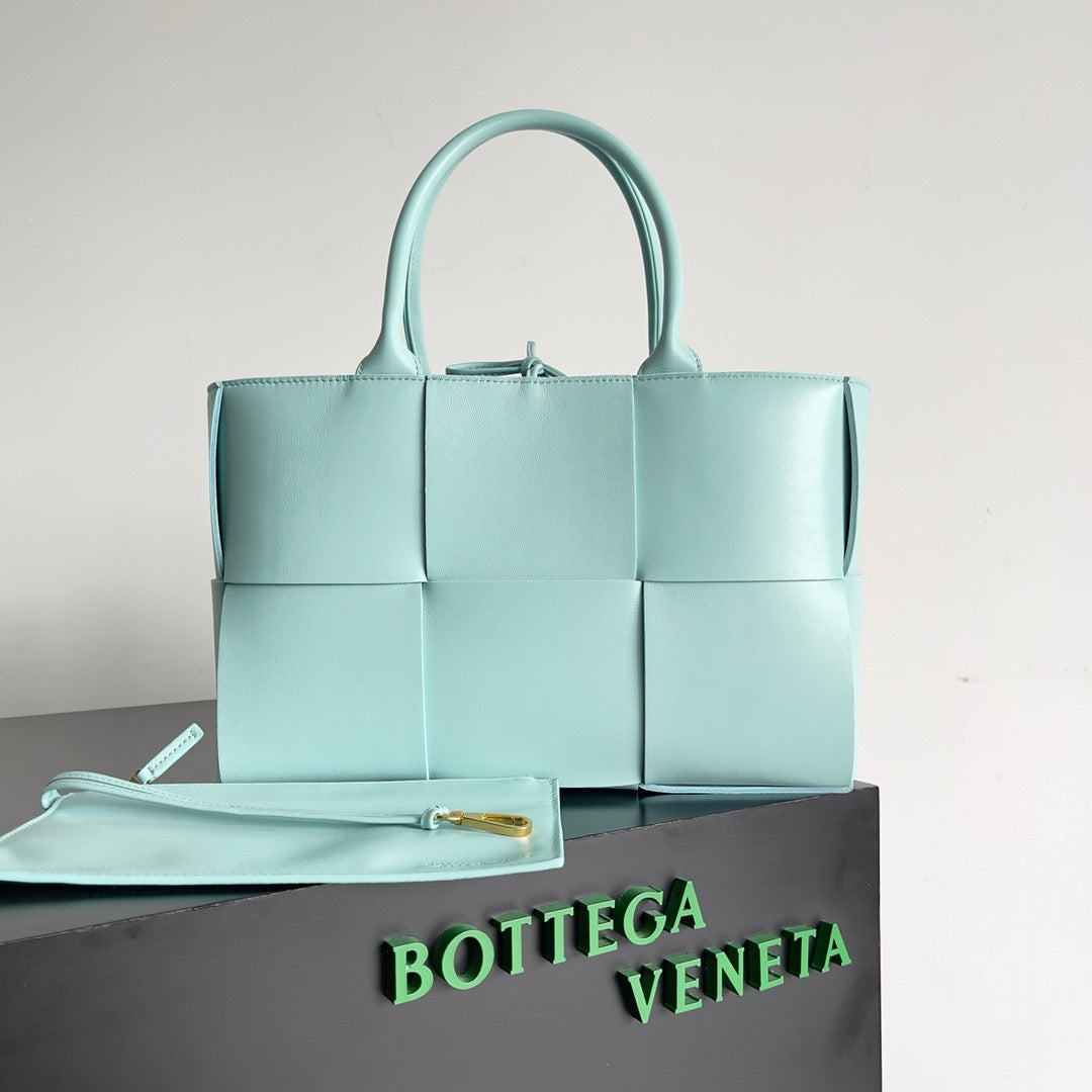 Bottega Veneta Slip bag