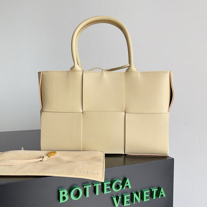 Bottega Veneta Slip bag