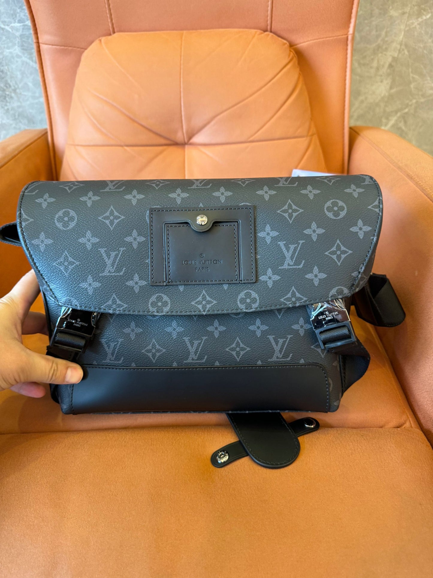 Louis Vuitton messenger voyager monogram eclie m40511 bag