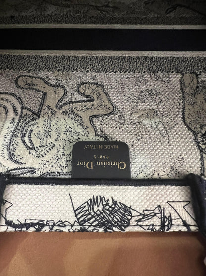 Dior book tote blue tiger