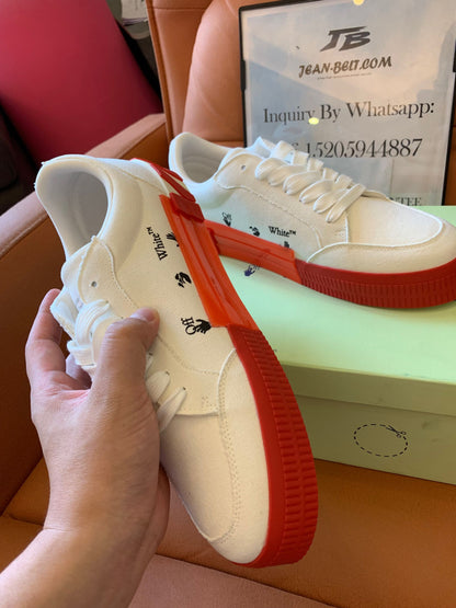 Off-White low vulcanized nappa leather sneaker