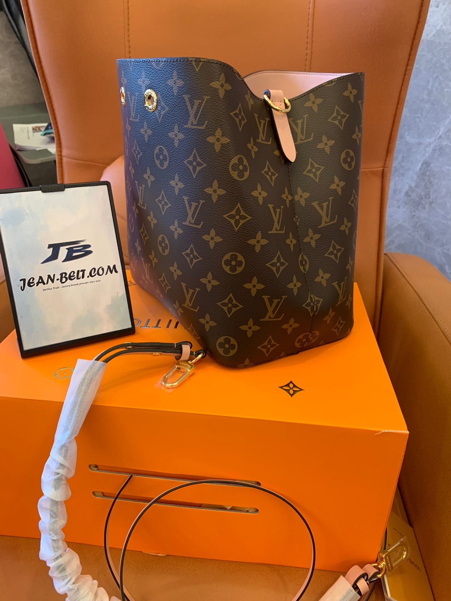 Louis Vuitton néonoé mm black monogram