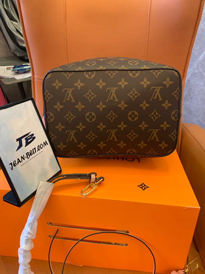 Louis Vuitton néonoé mm black monogram