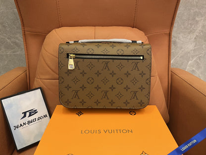 Louis Vuitton monogram reverse pochette metis