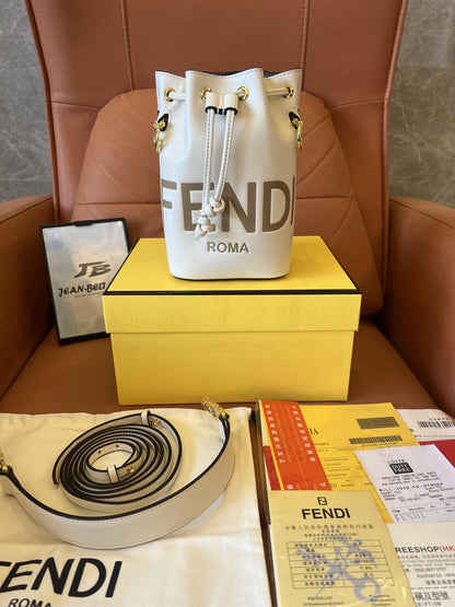 Fendi mon tresor handbag nude cream