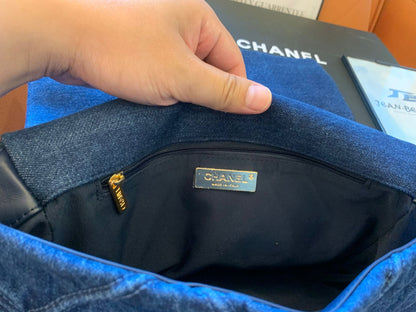 Chanel 19bag as1160 jean blue