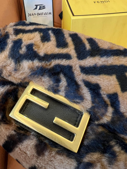 Fendi baguette shearing wool handbag winter