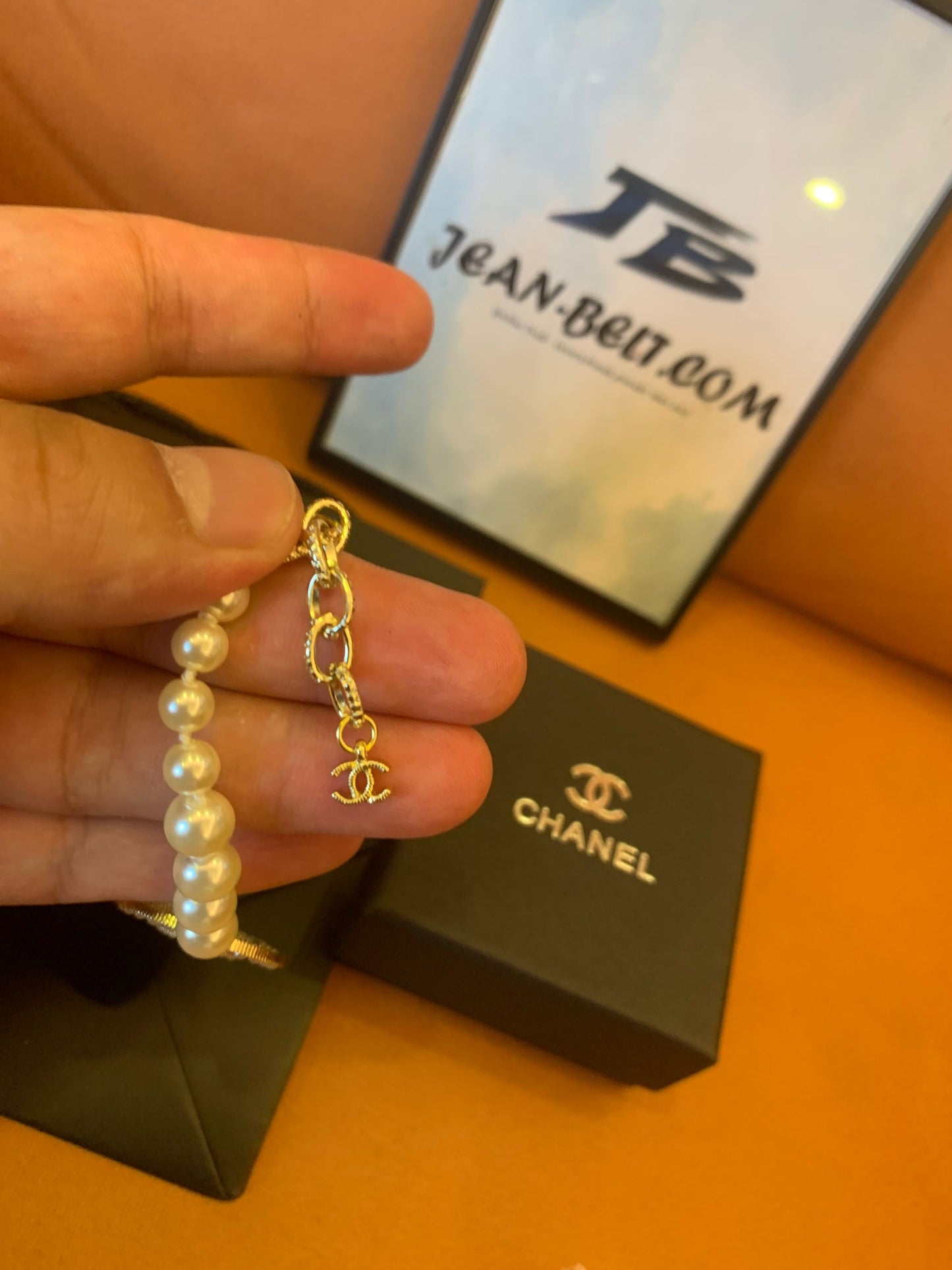 Chanel pearl bracelet with CC crystal pendant