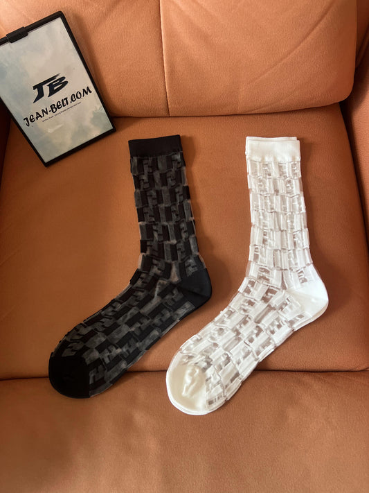 Fendi transparent logo socks – black & white (2 pairs)