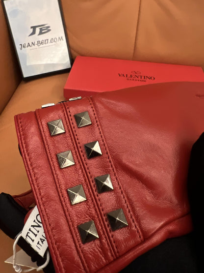 Valentino Garavani red leather gloves – rockstud embellished