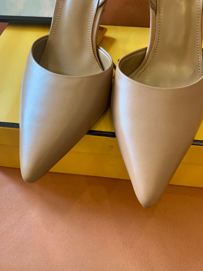 Fendi leather slingback pumps in poudre