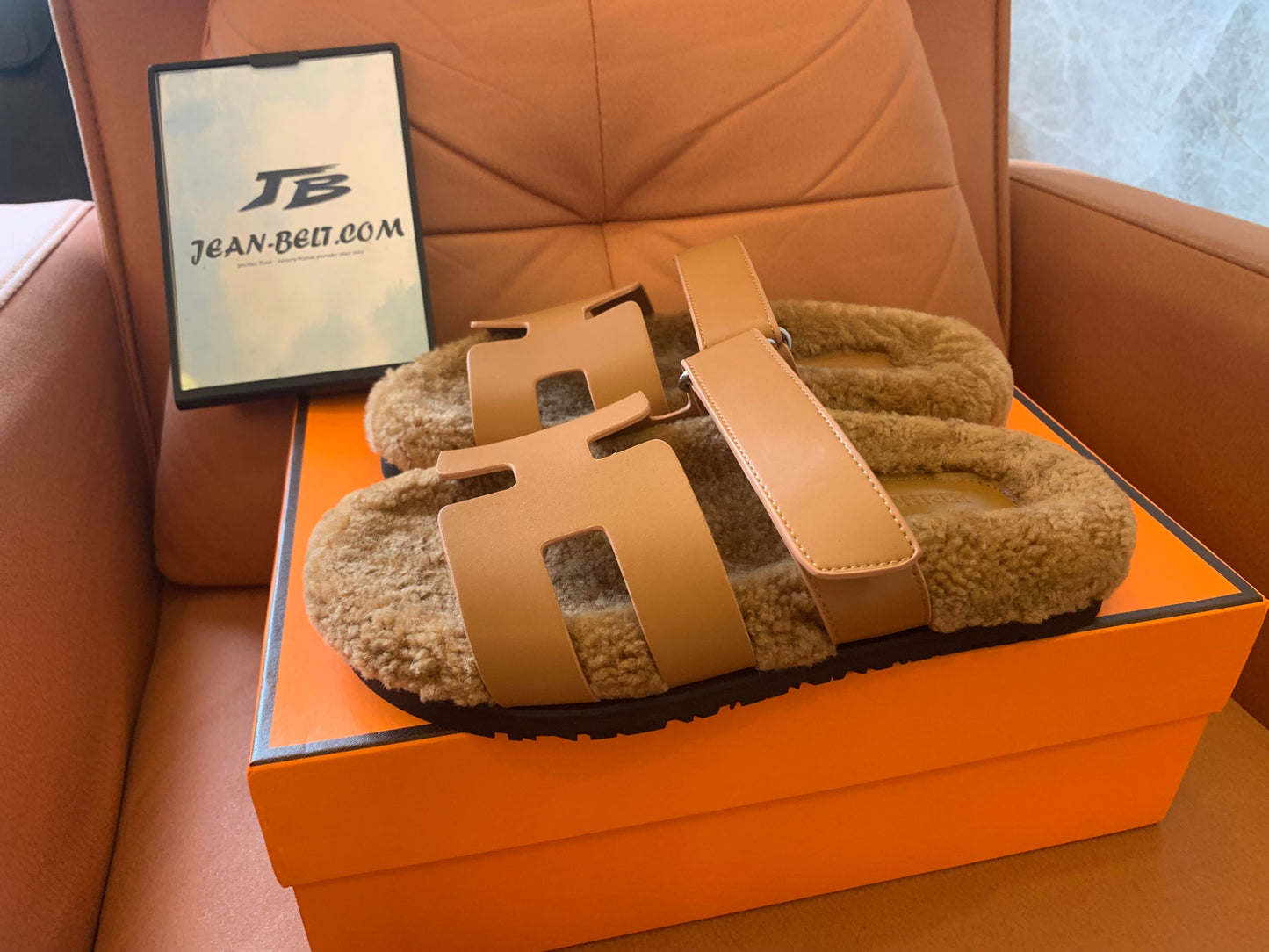 Hermès shearling Oran sandals