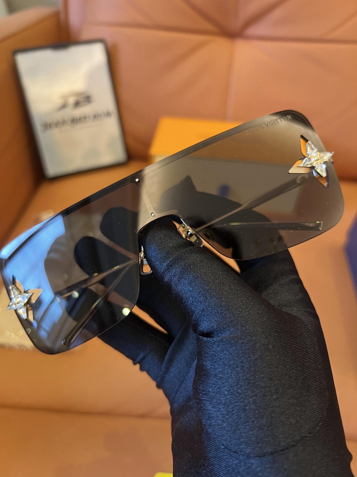 Louis Vuitton Party Square sunglasses