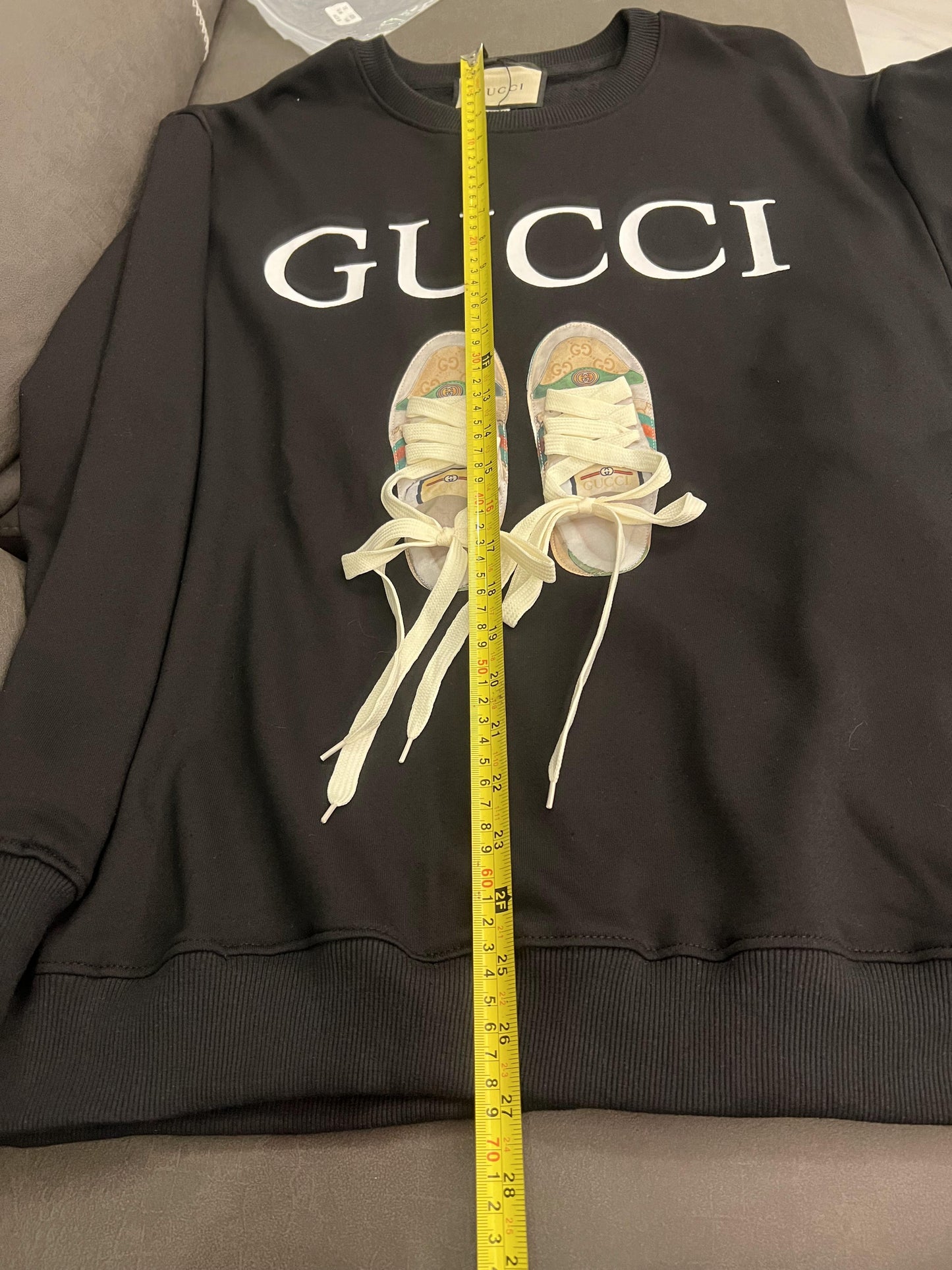 Gucci sneaker print black sweatshirt