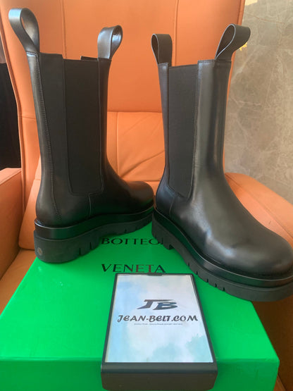 Bottega Venata chelsea boots black