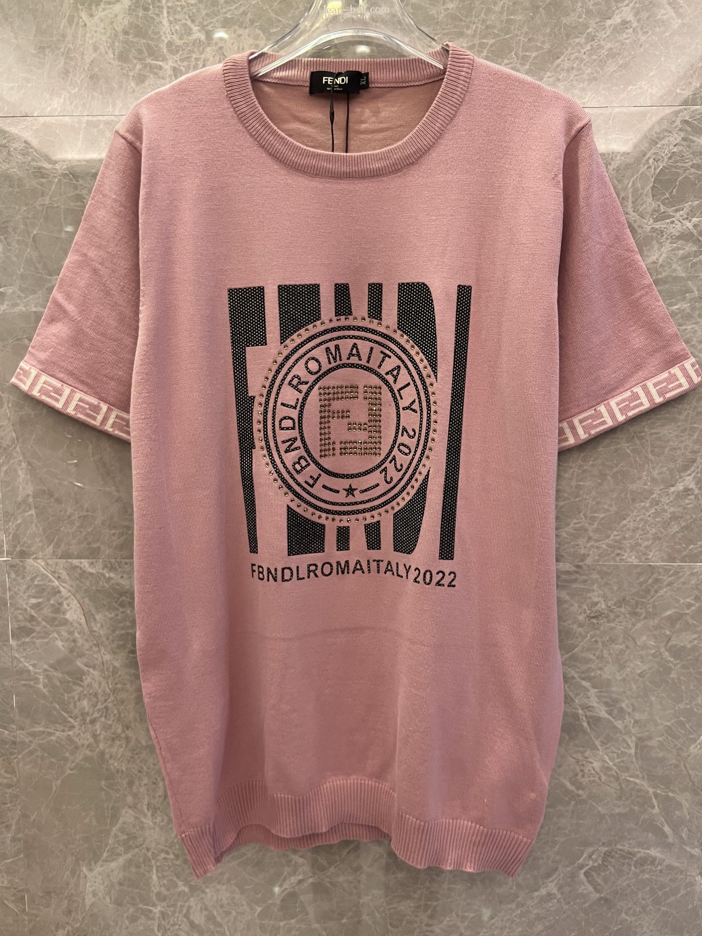 Fendi pink rome italy 2022 logo t-shirt