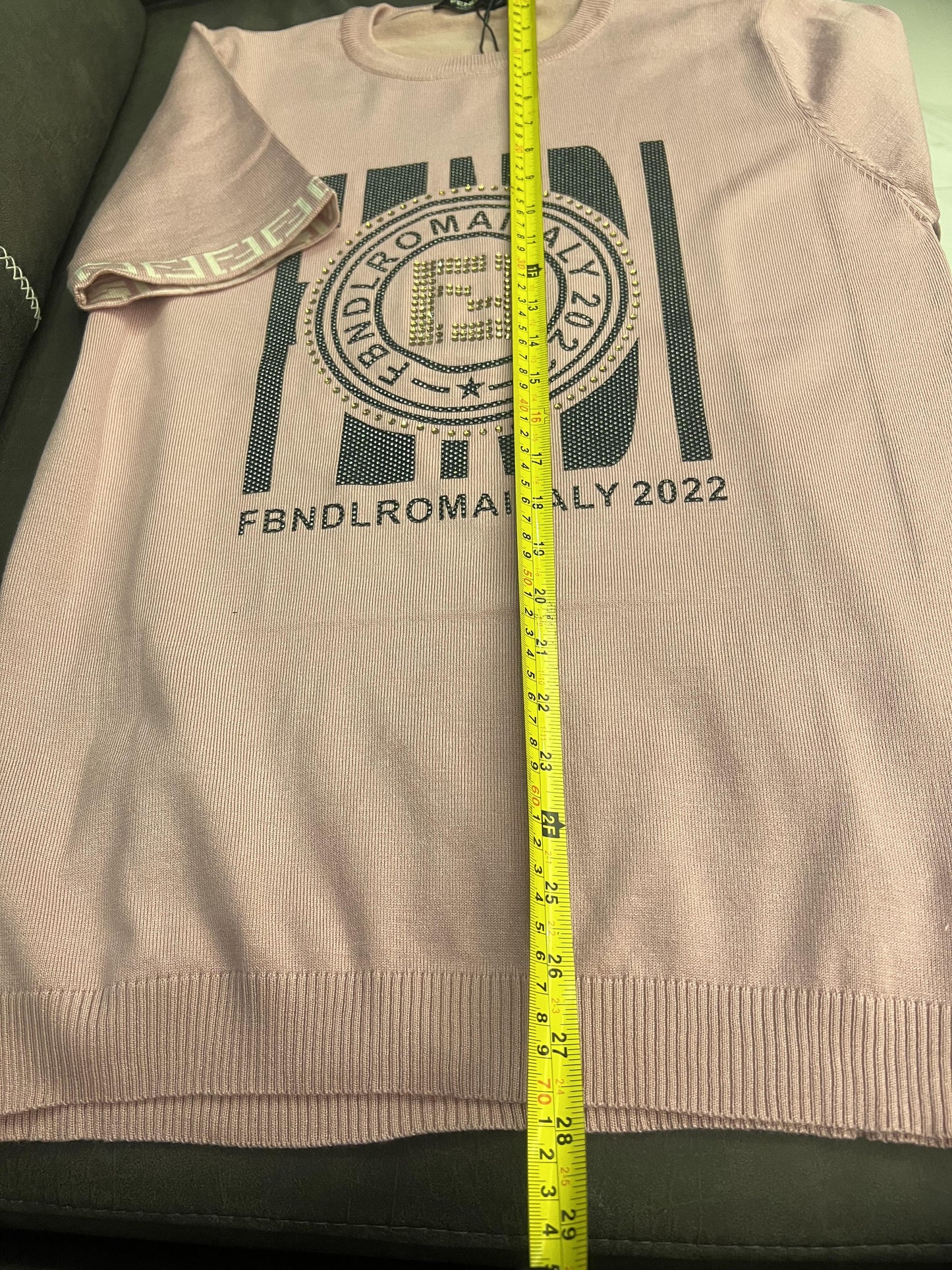 Fendi pink rome italy 2022 logo t-shirt