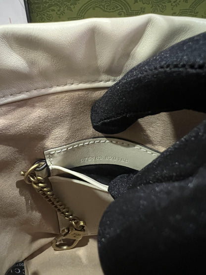 Gucci marmont bucket bag white