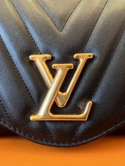 Louis Vuitton black new wave pm chain bag