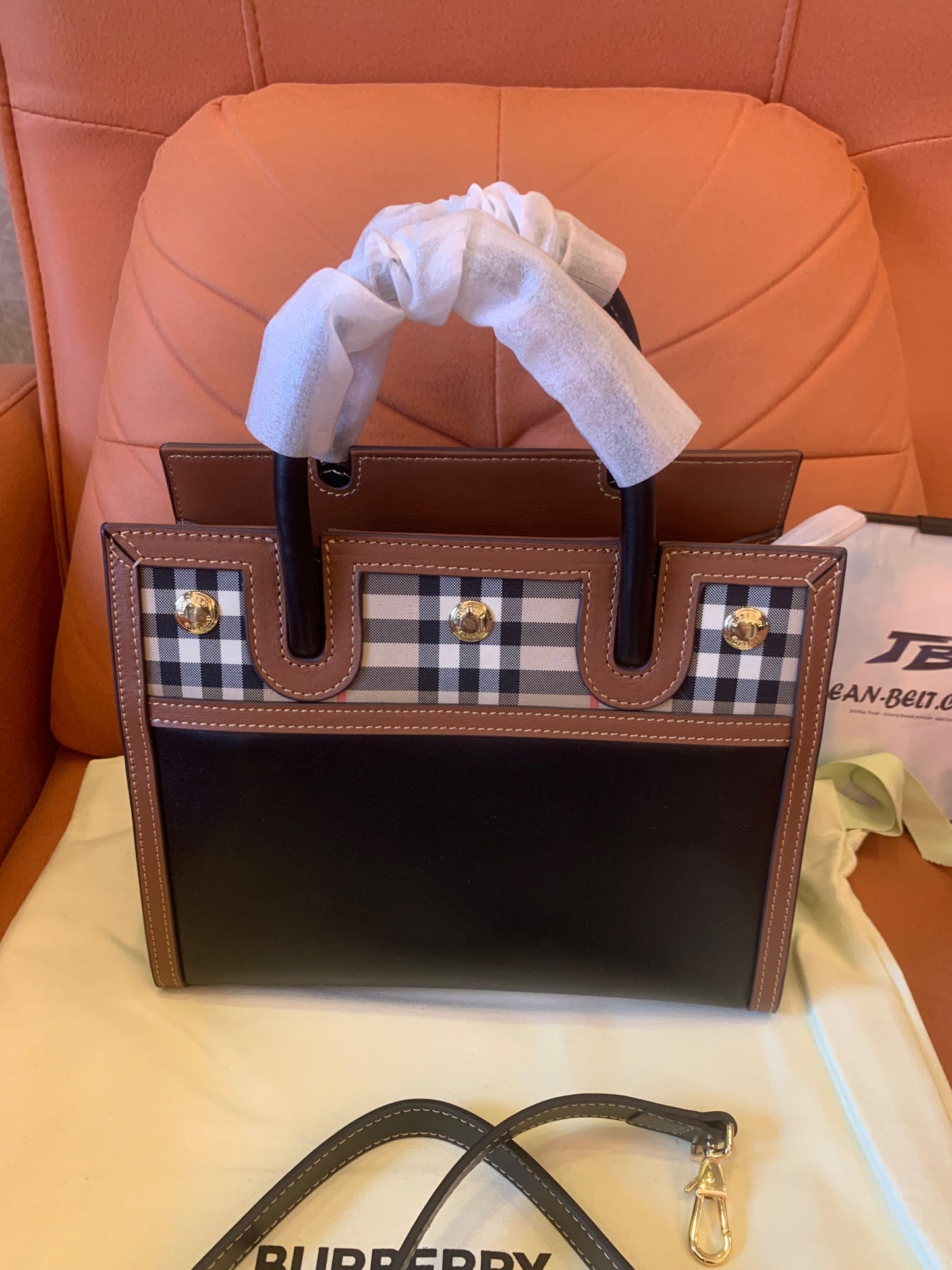 Burberry title tote