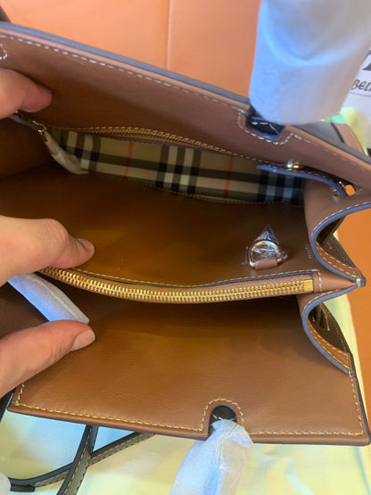 Burberry title tote