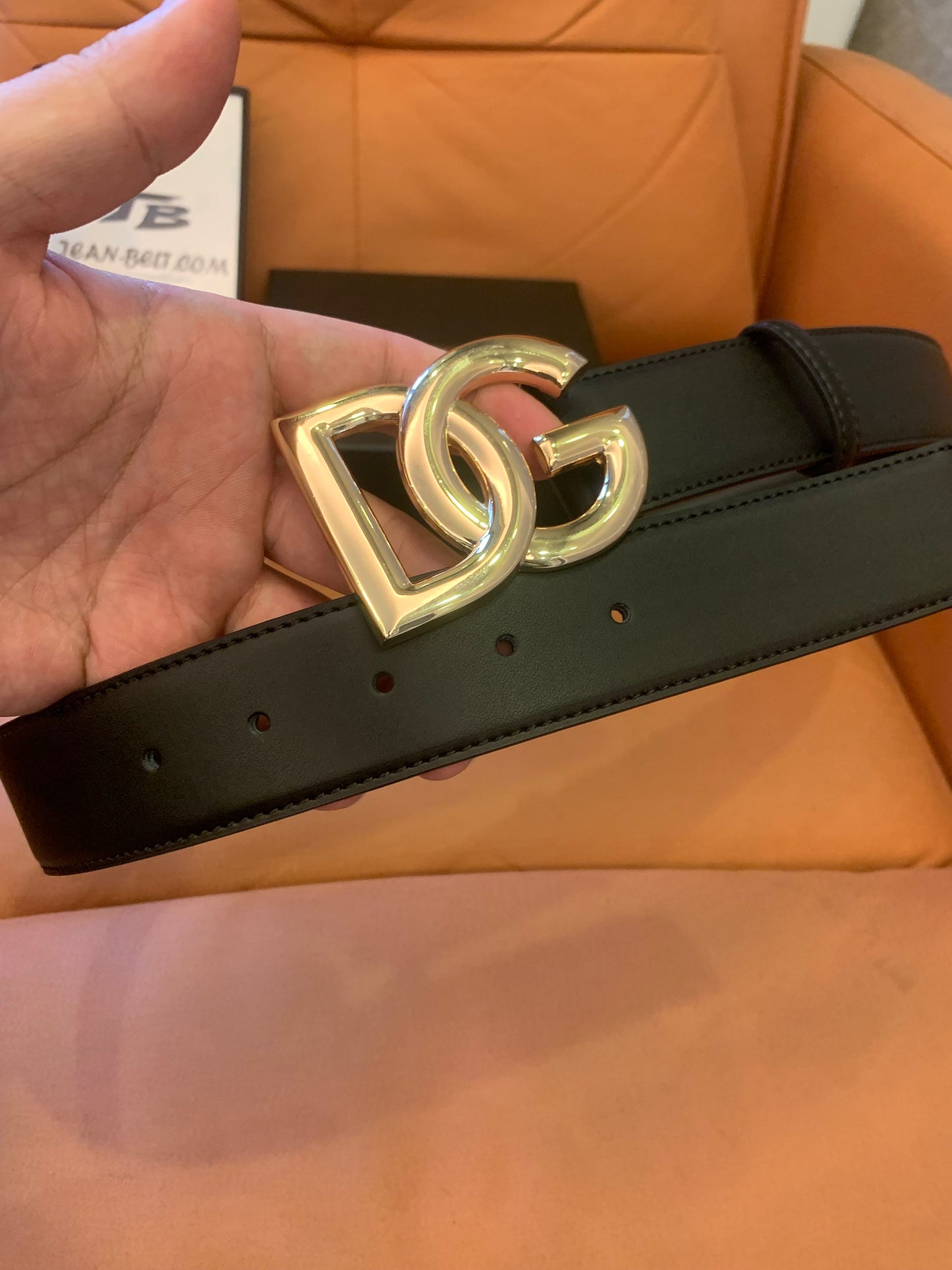 Dolce & Gabbana black leather belt with polished gold DG Logo buckle