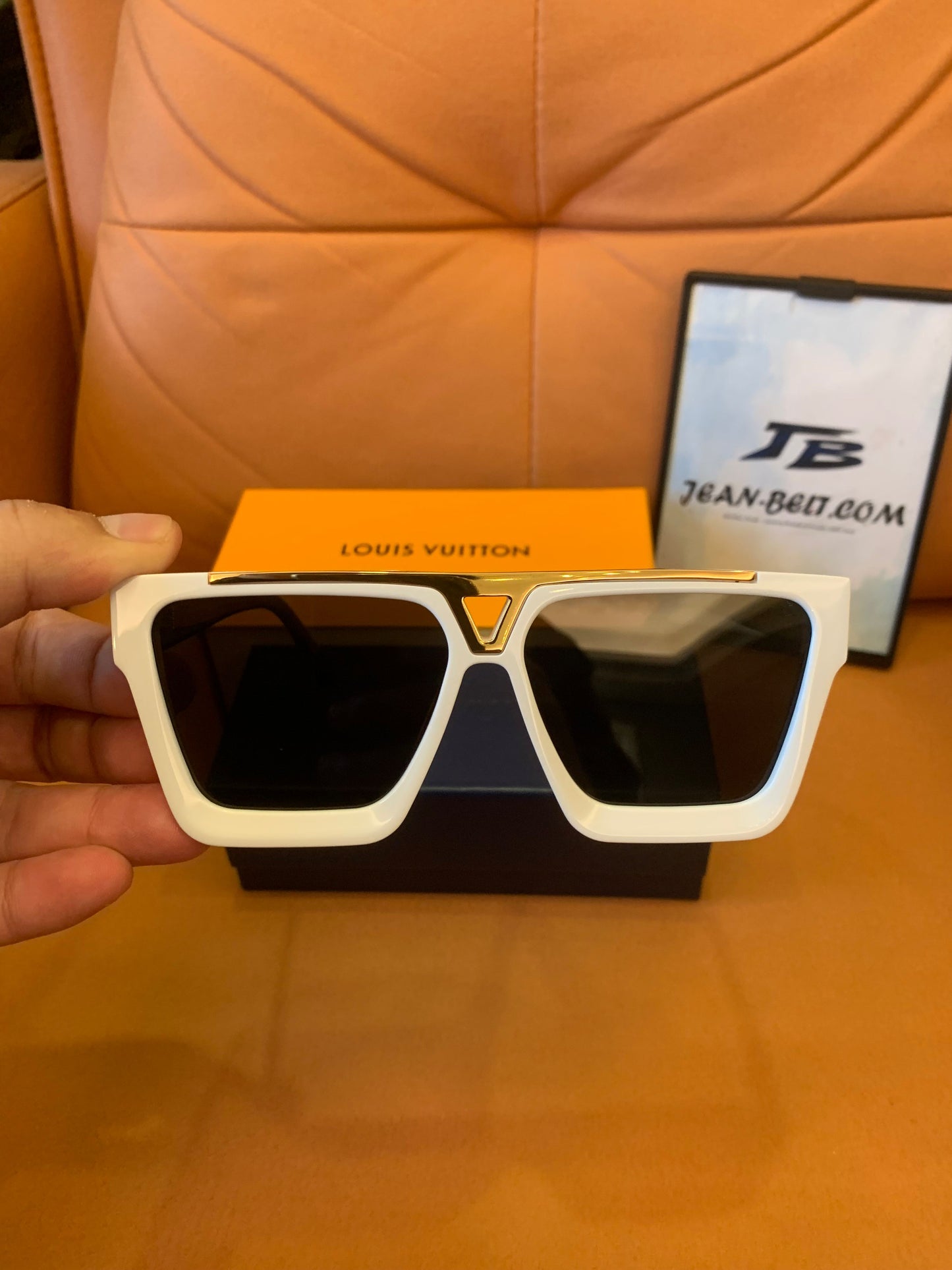 Louis Vuitton 1.1 millionaires sunglasses - white