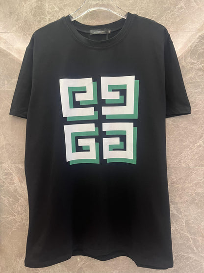 Givenchy iconic logo print t-shirt in black