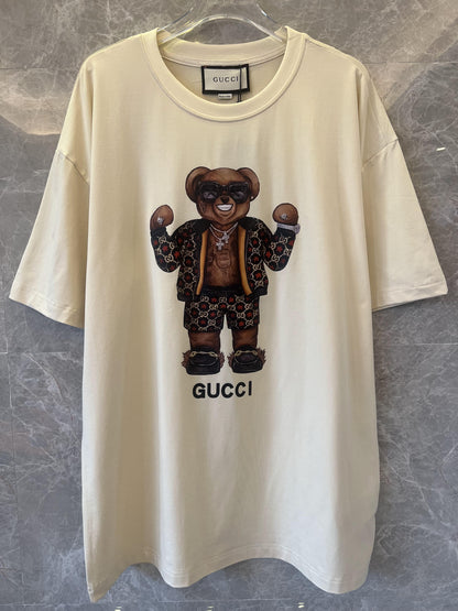 Gucci bear graphic t-shirt in off white