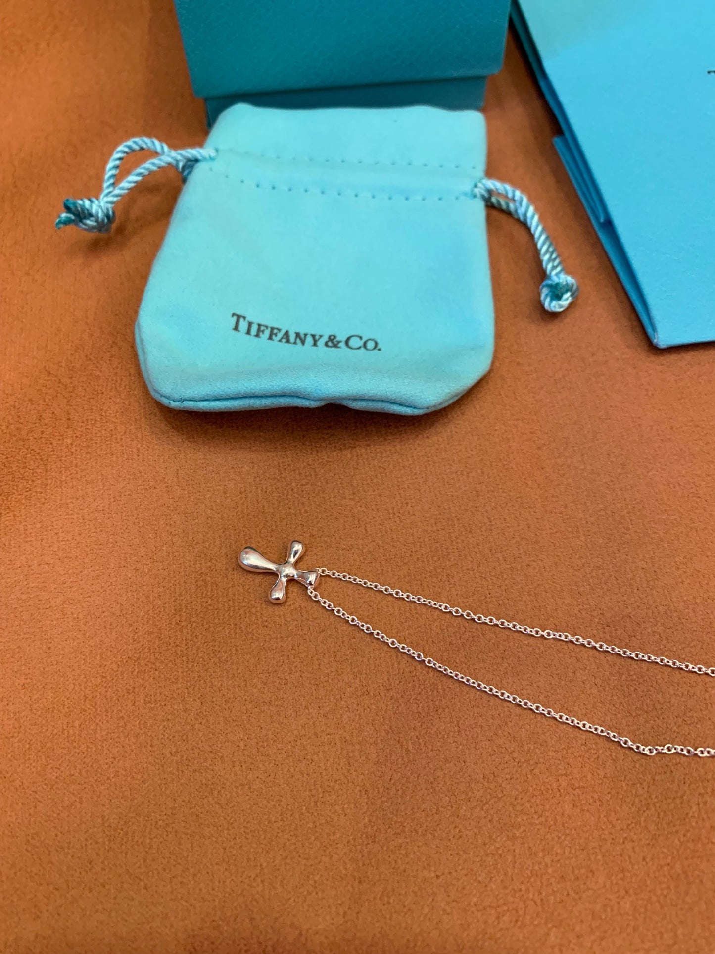 Tiffany & Co. Elsa Peretti™ sterling silver cross pendant necklace