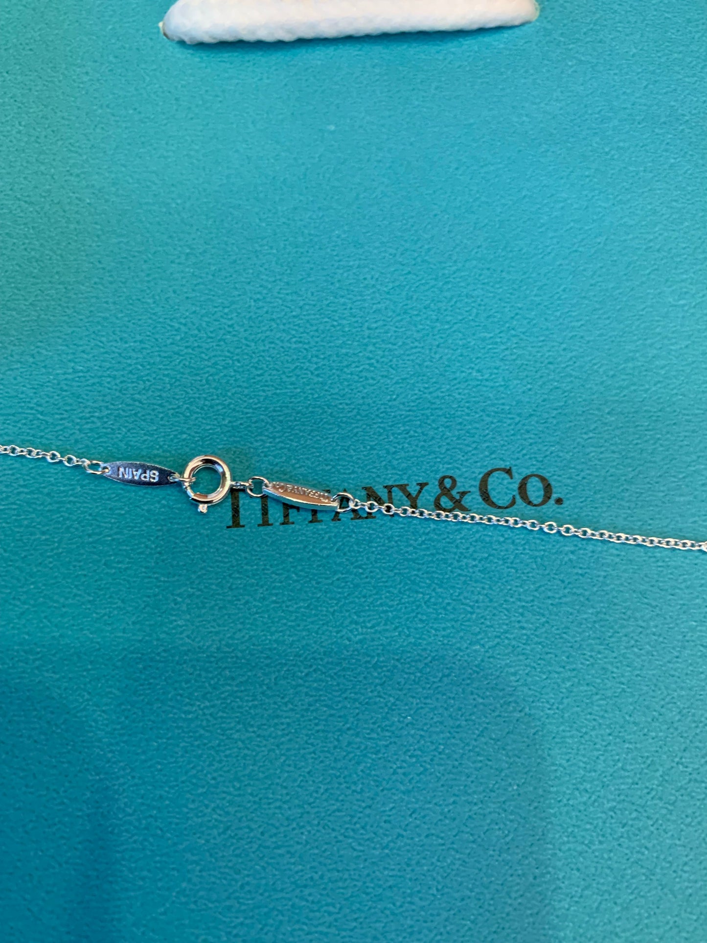 Tiffany & Co. Elsa Peretti™ sterling silver cross pendant necklace