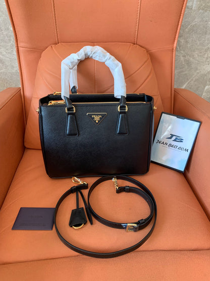 Prada galleria shoulder bag medium black leather