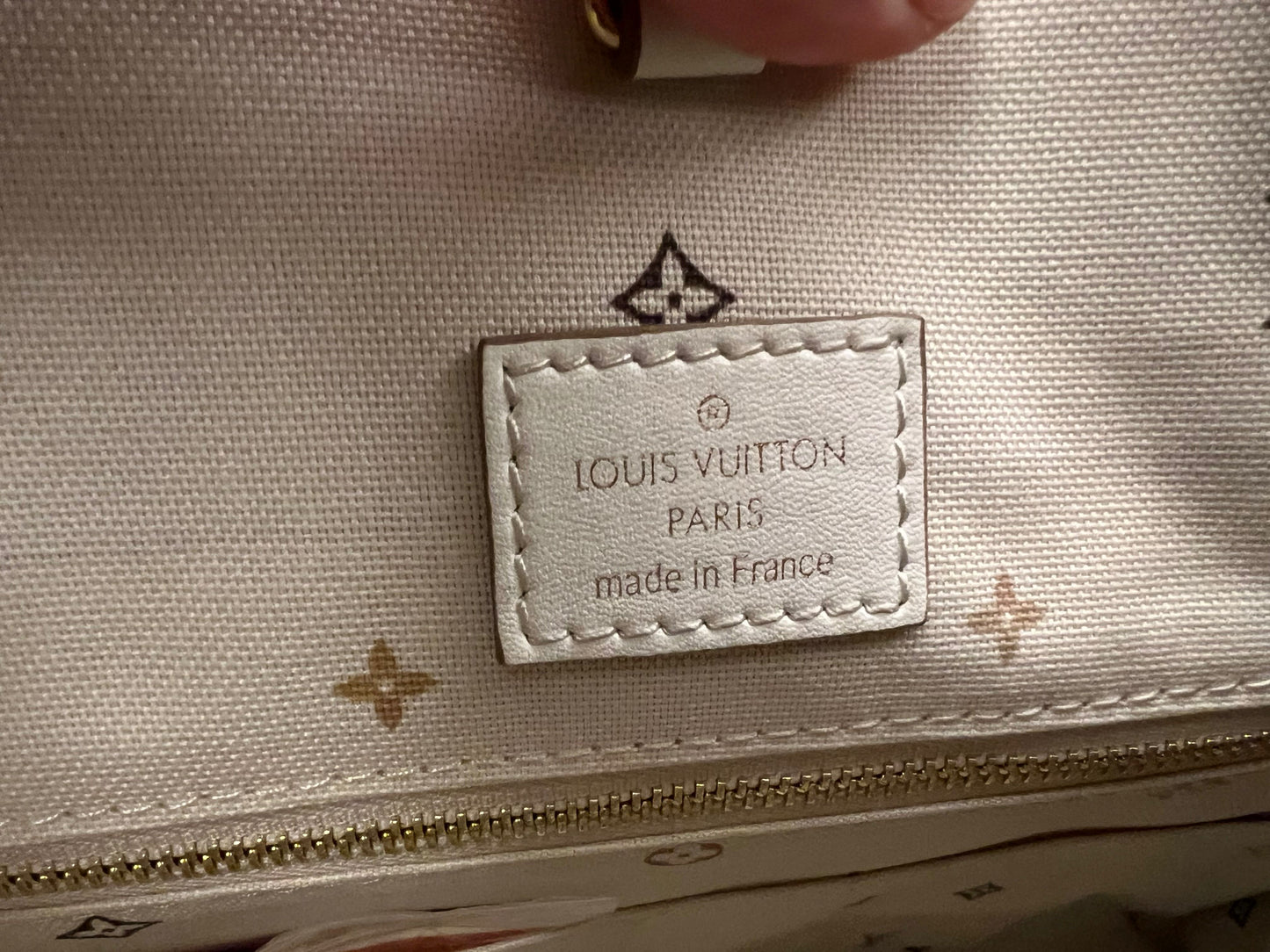 Louis Vuitton spring in the city uunset monogram onthego mm