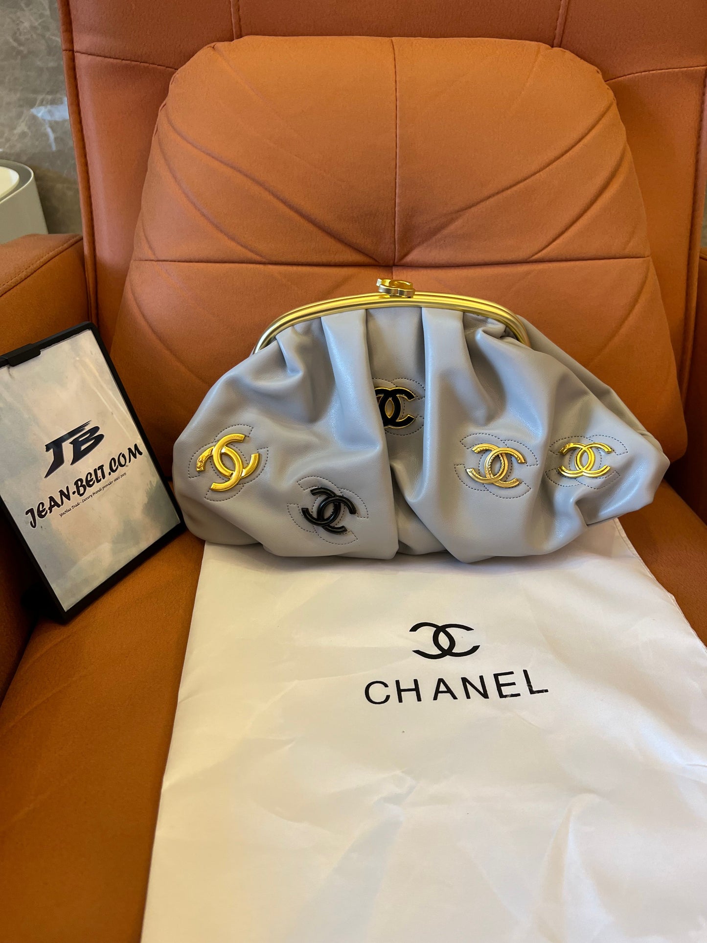 Chanel 21ss badge evening bag cloud blue (3A quality)