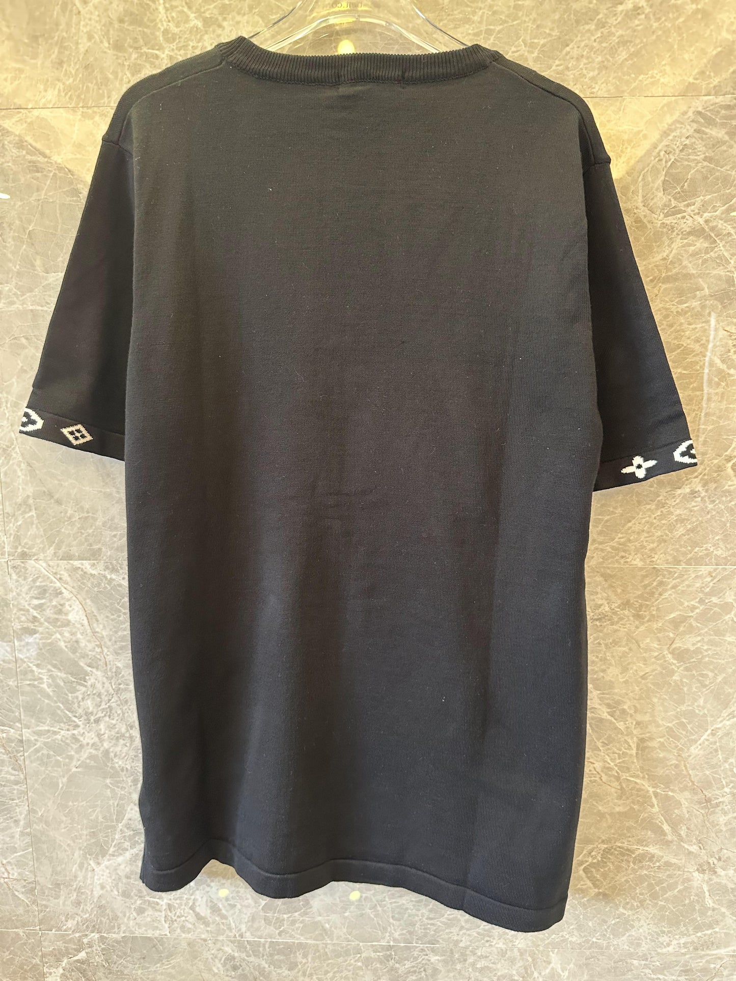 Louis Vuitton monogram circle t-shirt in black