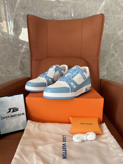 Louis Vuitton sneakers baby blue