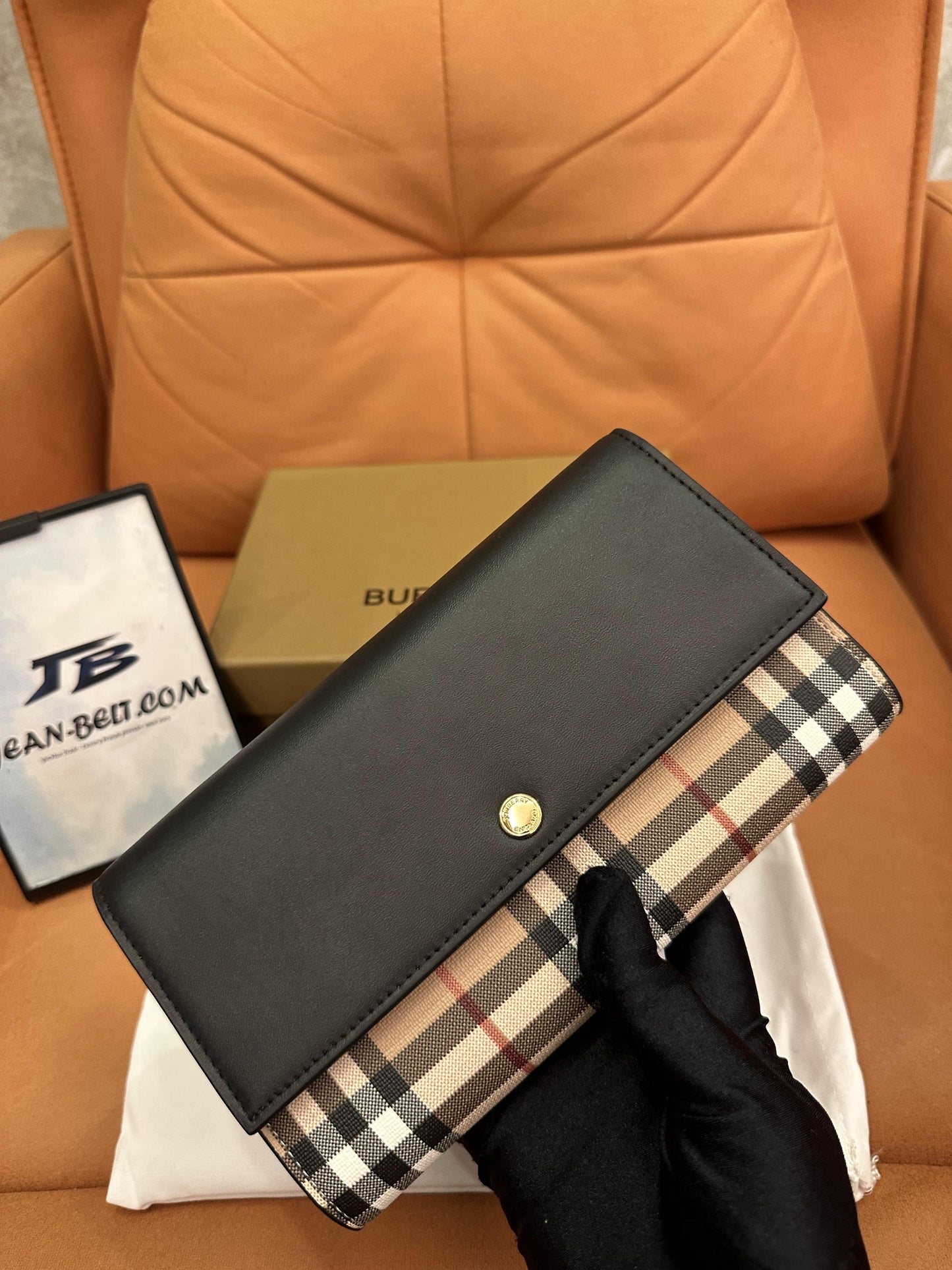 Burberry vintage check and ceather wallet with strap