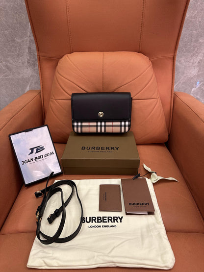 Burberry enny handbag