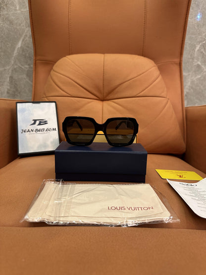 Louis Vuitton square srame sunglasses