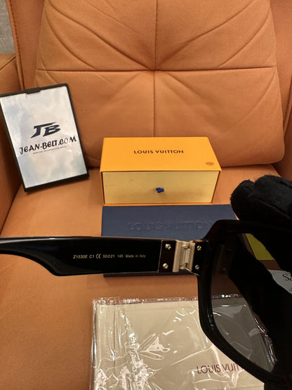 Louis Vuitton square srame sunglasses