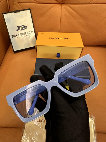 Louis Vuitton 1.1 millionaires sunglasses - light blue frame