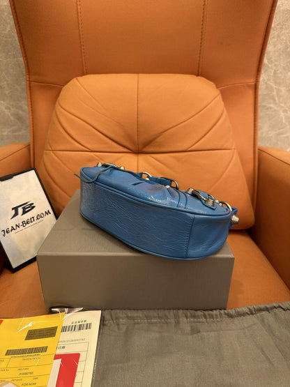 Balenciaga le cagole handbag blue