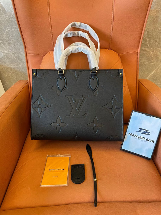 Louis Vuitton onthego mm black