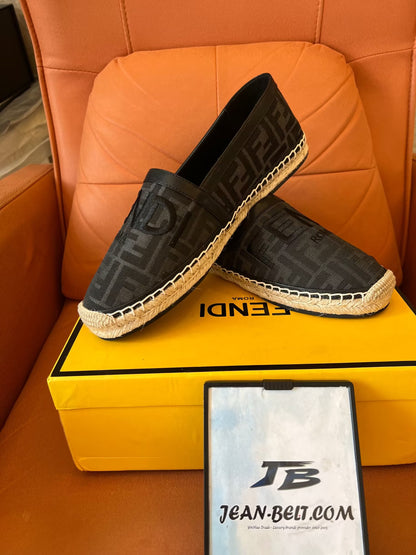 Fendi men's black logo embroidered slip-on espadrillas