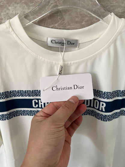 Christian Dior women's activewear set – monogrammed leggings and logo tee