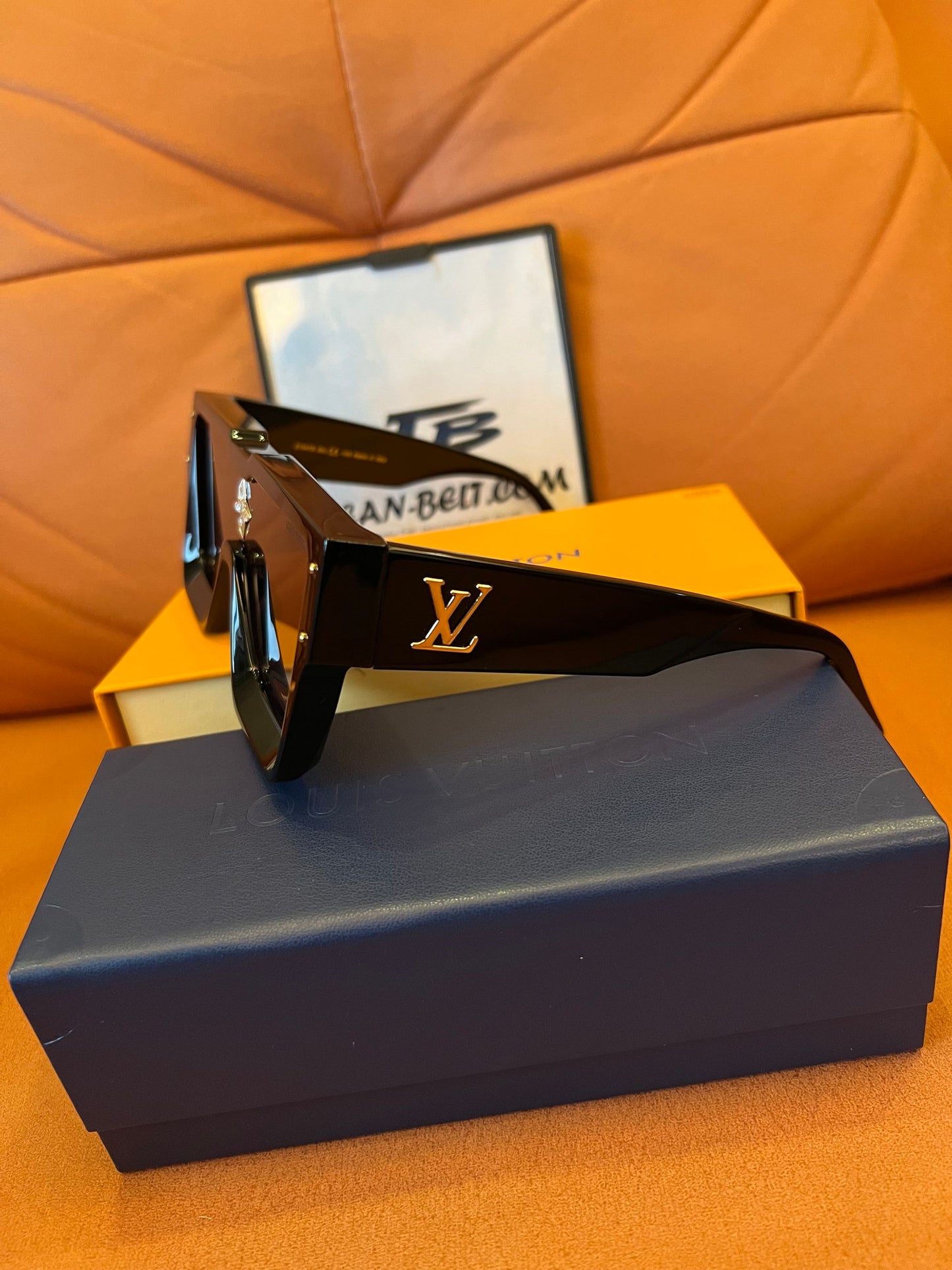 Louis Vuitton black mask sunglasses