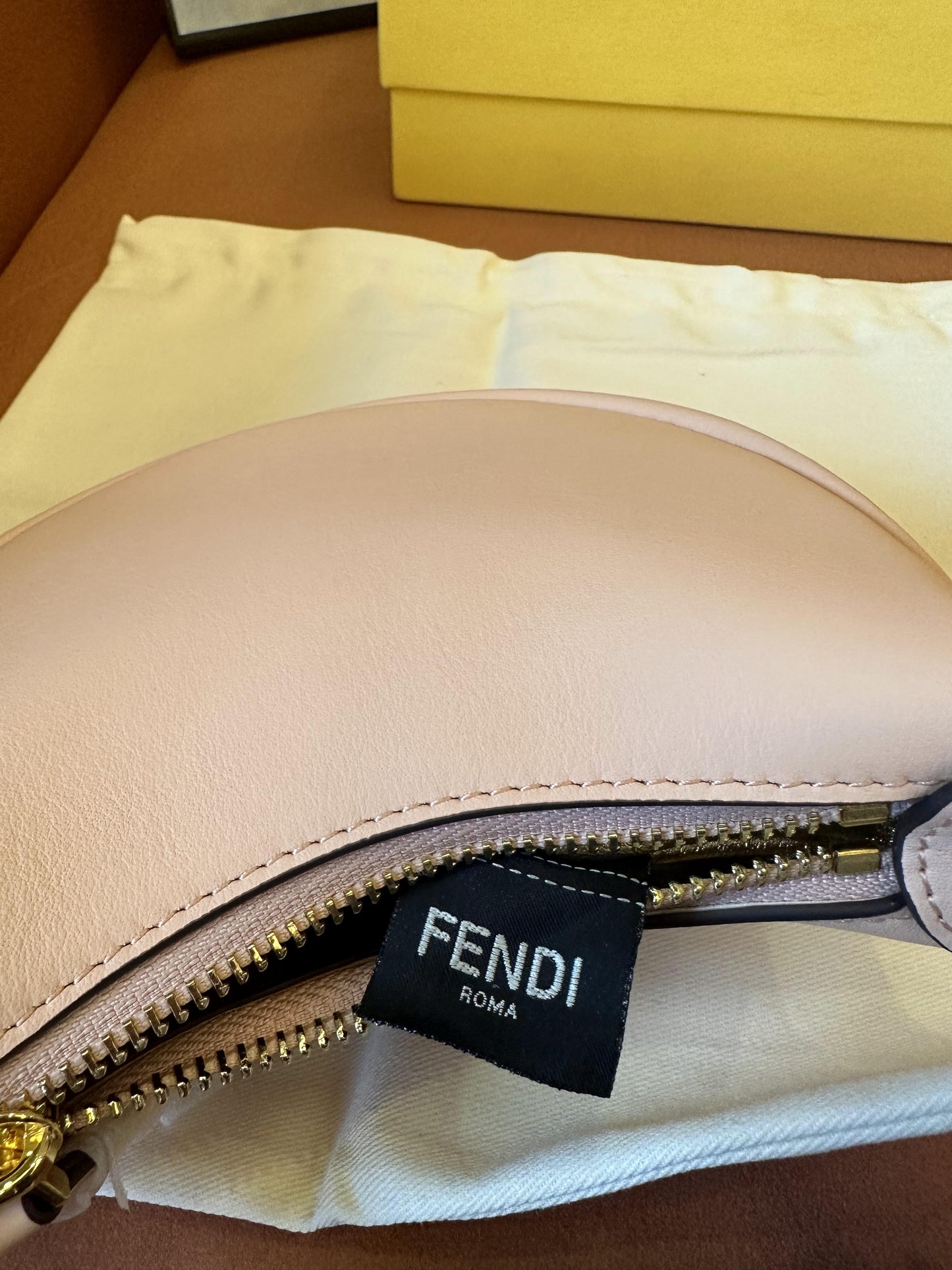 Fendi graphy handbag pink mini