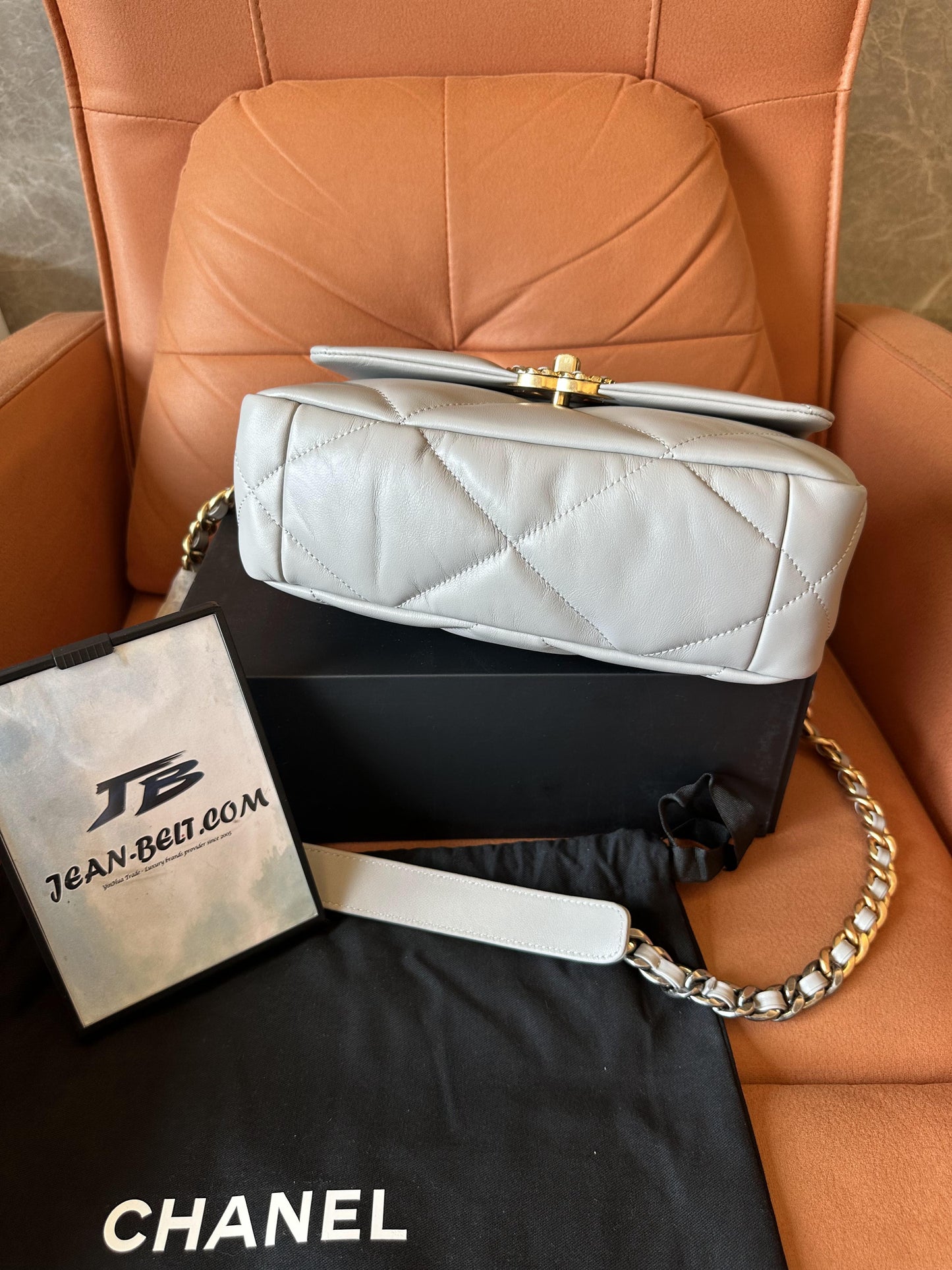 Chanel 19 flap bag grey lambskin