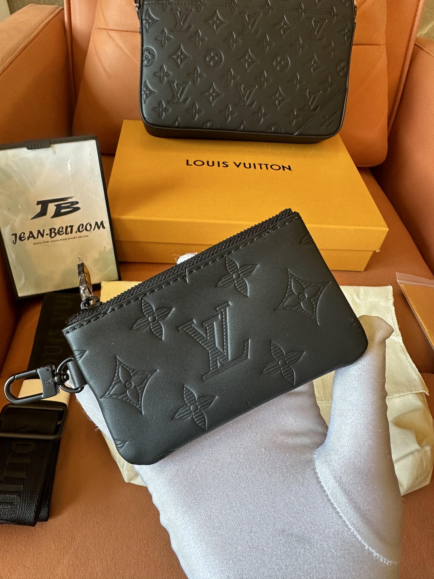 Louis Vuitton DOU messenger bag